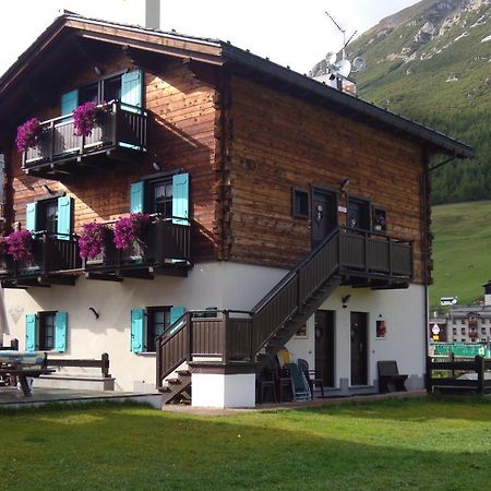 Art Apartments Kandinsky Livigno Esterno foto